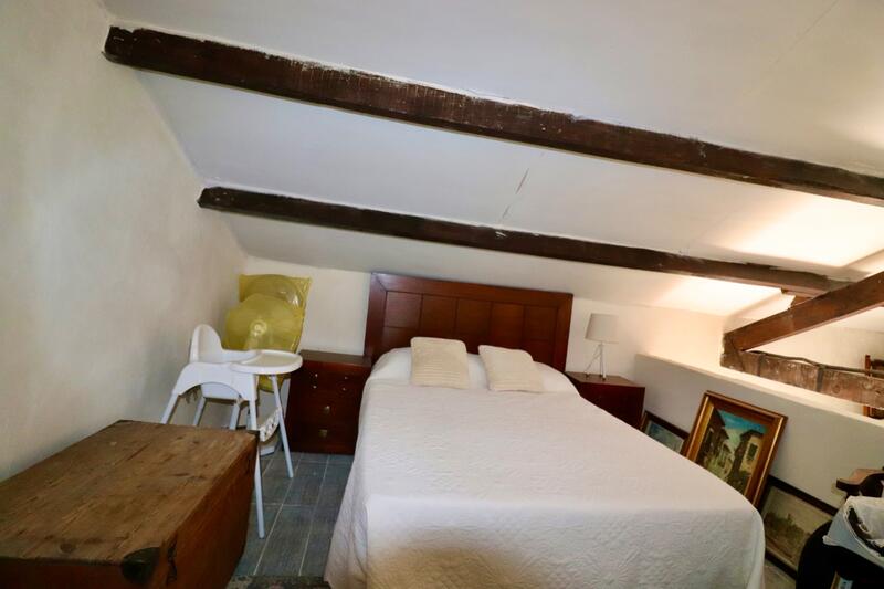 3 slaapkamer Landhuis Te koop 3 slaapkamer Landhuis Te koop