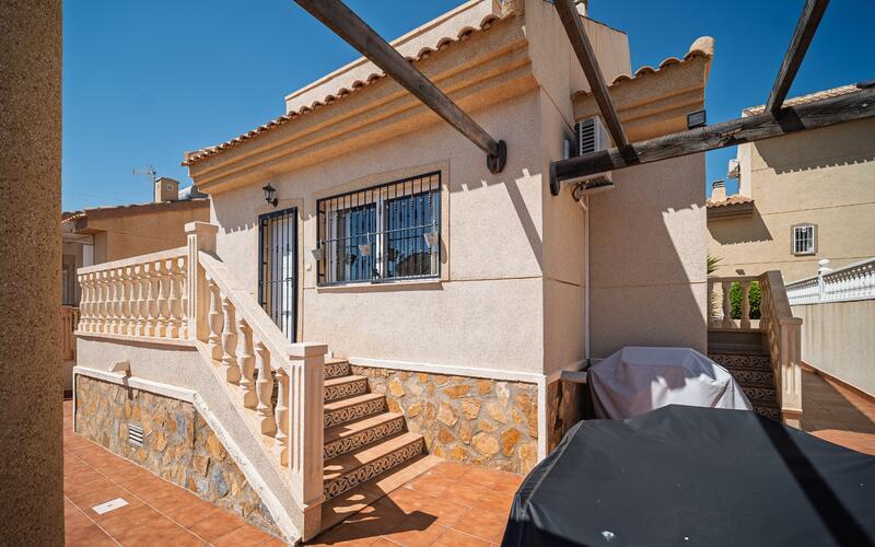 Villa til salgs i Ciudad Quesada, Alicante Villa til salgs i Ciudad Quesada, Alicante