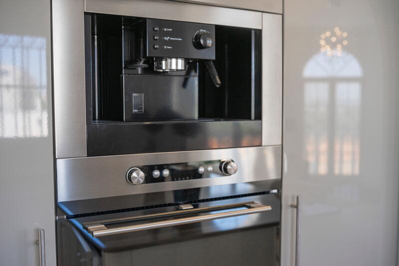 6 slaapkamer Villa Te koop 6 slaapkamer Villa Te koop