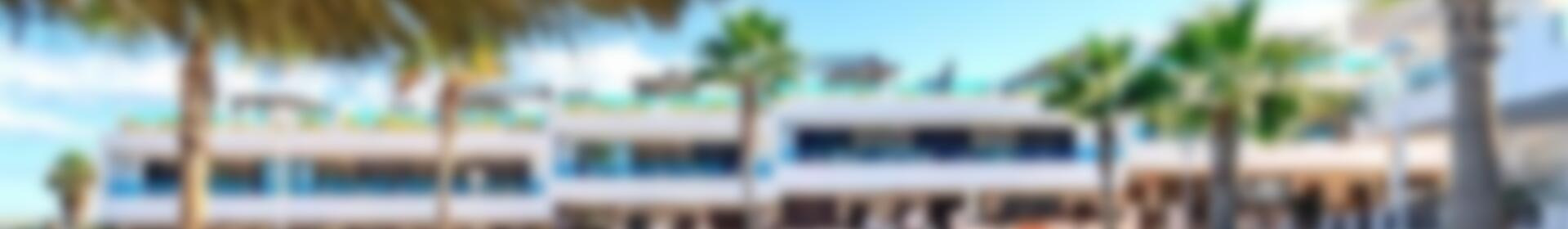 3 slaapkamer Gezinswoning Te koop 3 slaapkamer Gezinswoning Te koop