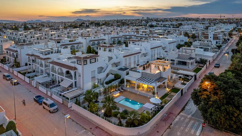 3 bedroom Villa for sale