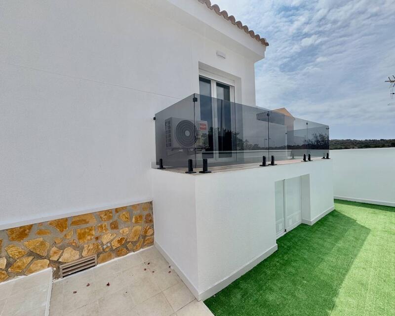 2 soverom Villa til salgs 2 soverom Villa til salgs