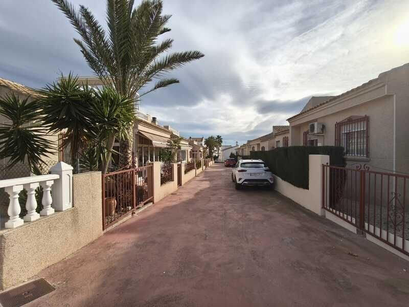 3 Cuarto Villa en venta