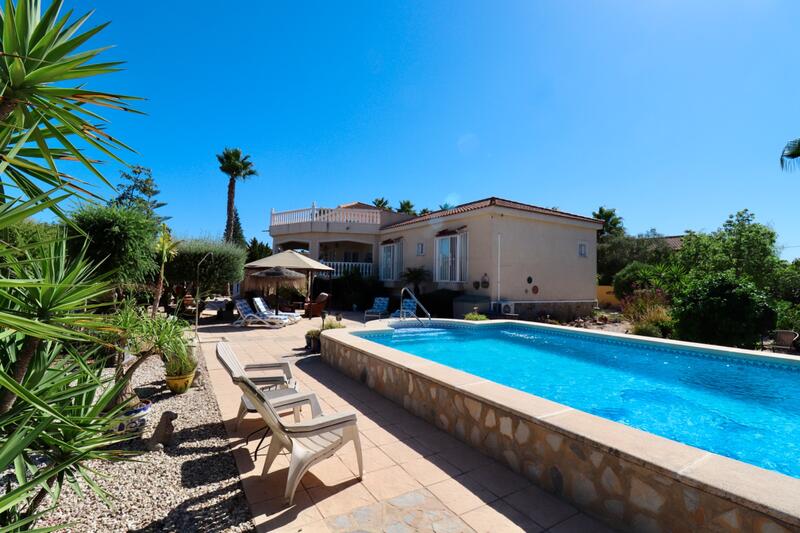 4 slaapkamer Landhuis Te koop