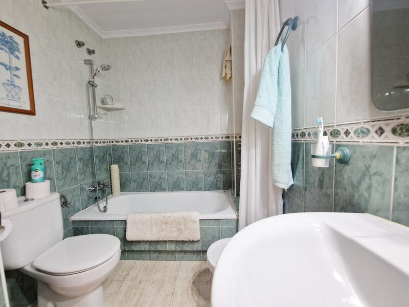 2 slaapkamer Appartement Te koop 2 slaapkamer Appartement Te koop