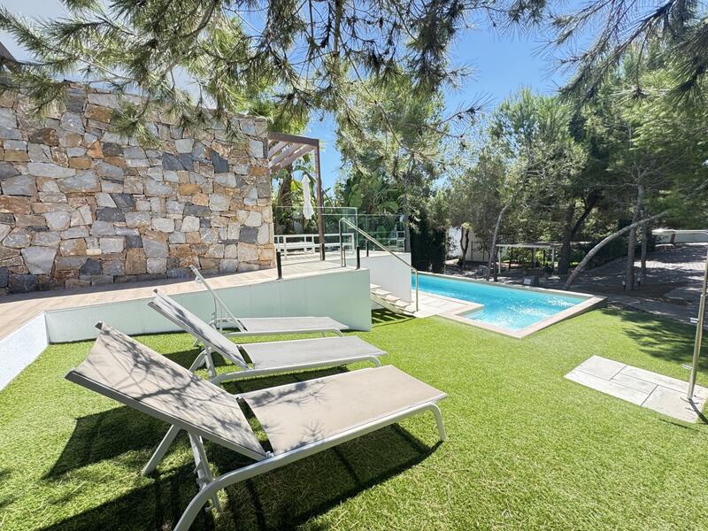 4 soverom Villa til salgs 4 soverom Villa til salgs