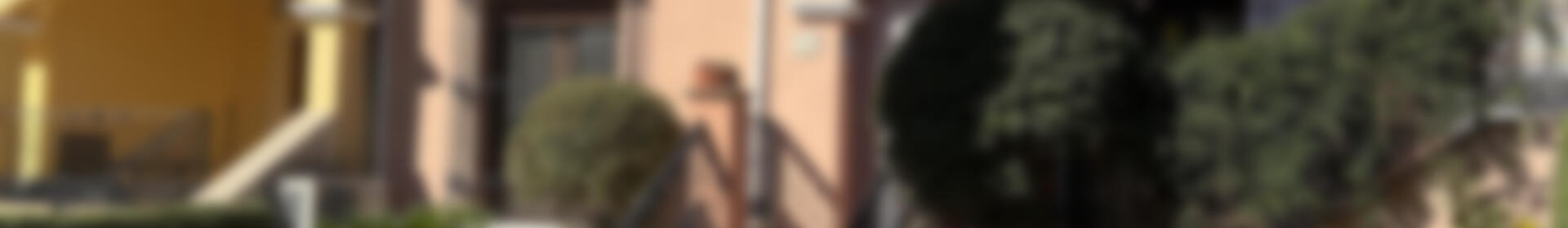 2 bedroom Townhouse for sale