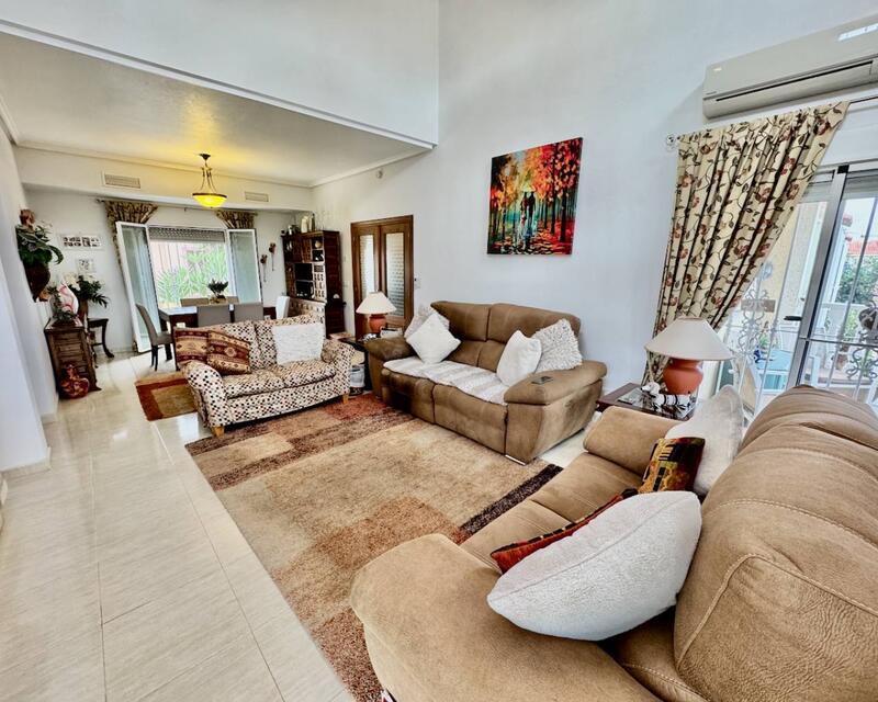 4 bedroom Country House for sale