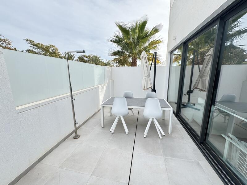 3 Cuarto Villa en venta 3 Cuarto Villa en venta