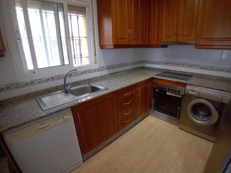 3 Schlafzimmer Villa zu verkaufen 3 Schlafzimmer Villa zu verkaufen