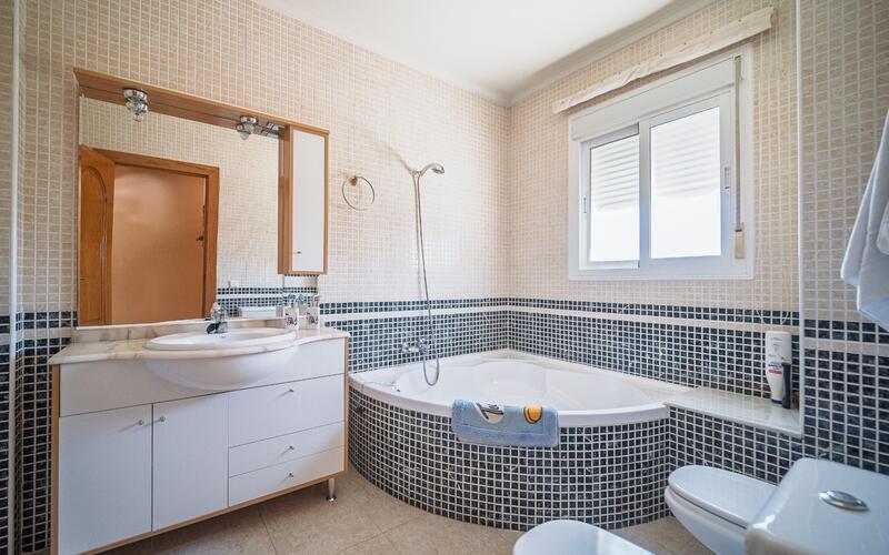 4 slaapkamer Villa Te koop