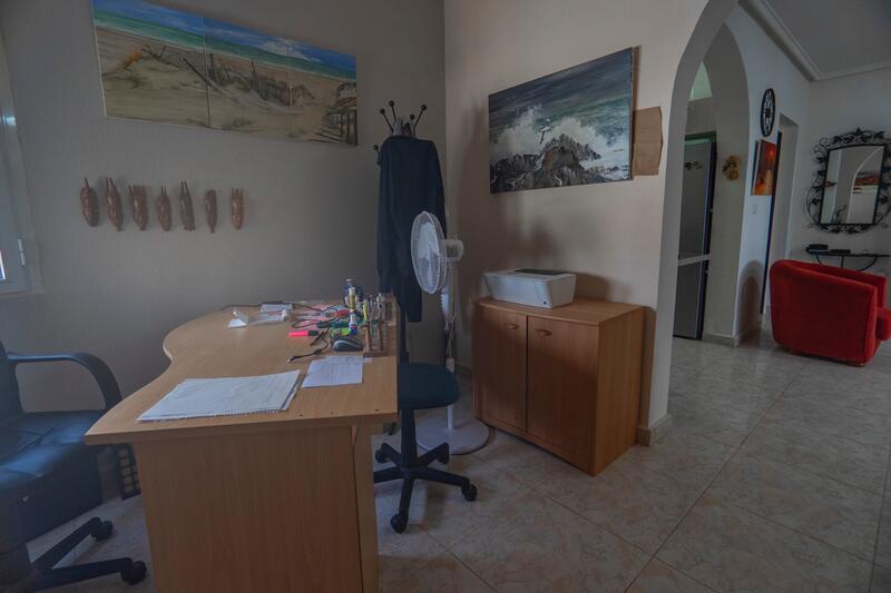 3 slaapkamer Villa Te koop 3 slaapkamer Villa Te koop