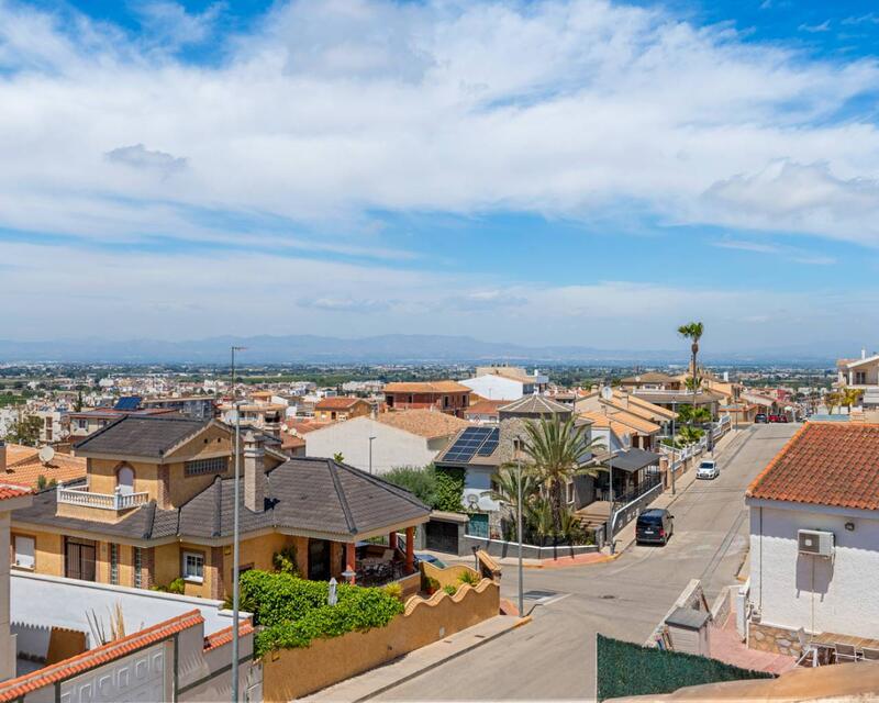 6 bedroom Villa for sale 6 bedroom Villa for sale