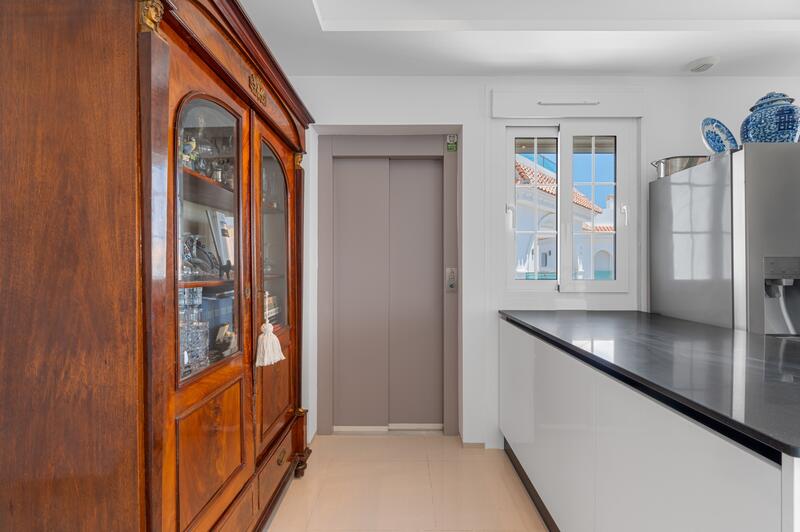 2 slaapkamer Appartement Te koop