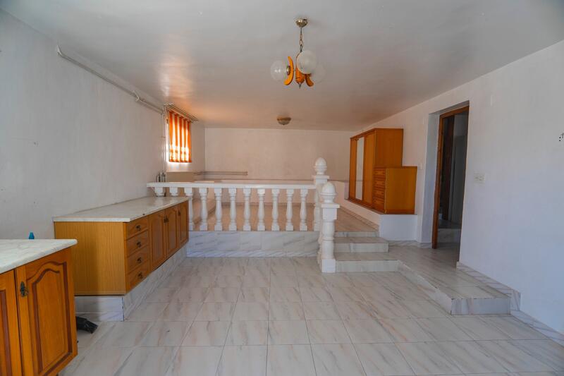 4 Cuarto Villa en venta