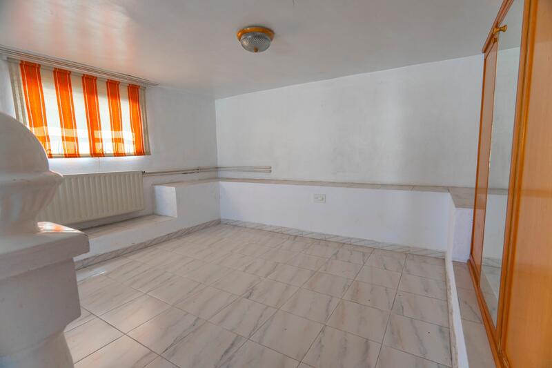 4 Cuarto Villa en venta