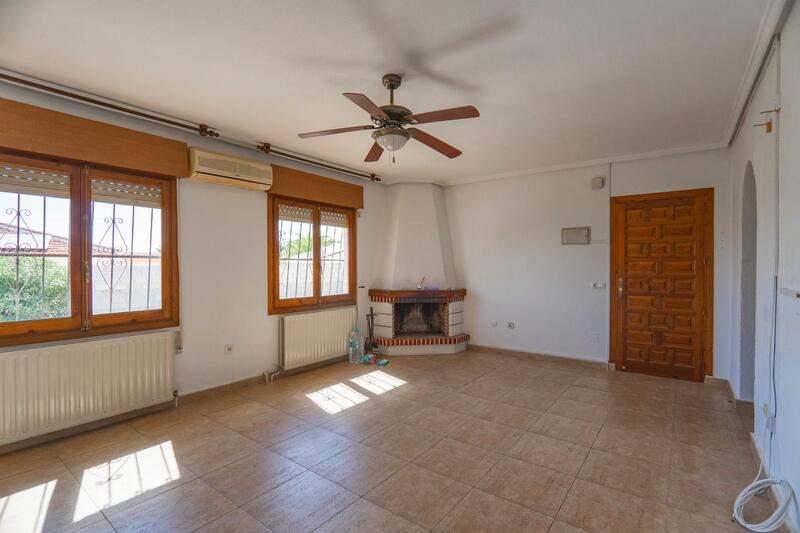 4 Cuarto Villa en venta