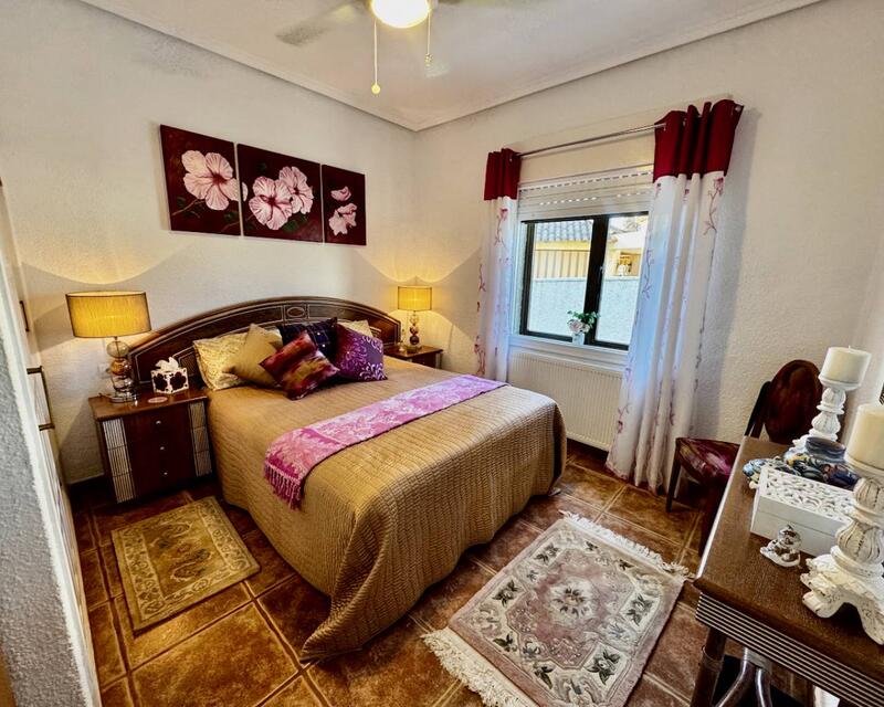 4 slaapkamer Villa Te koop