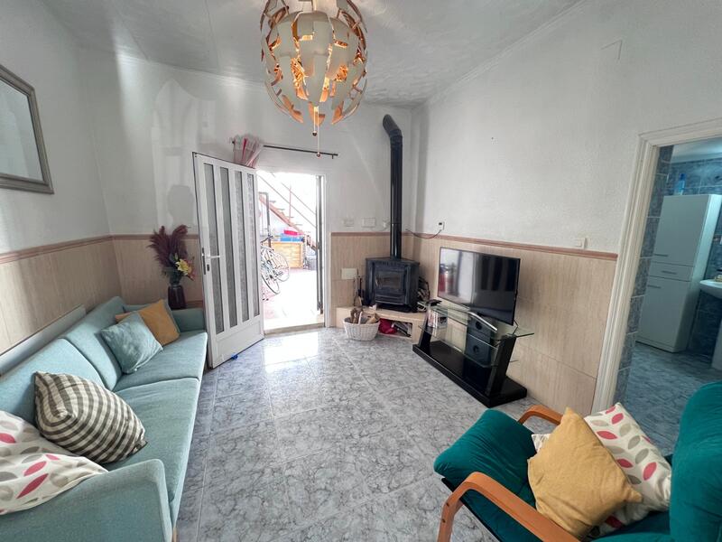 2 bedroom Townhouse for sale