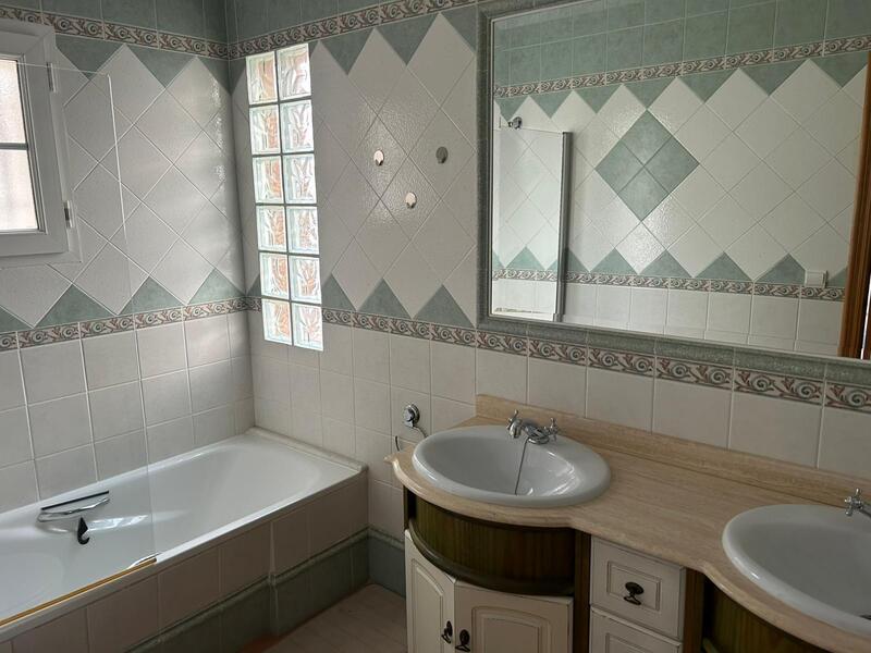 3 Cuarto Villa en venta