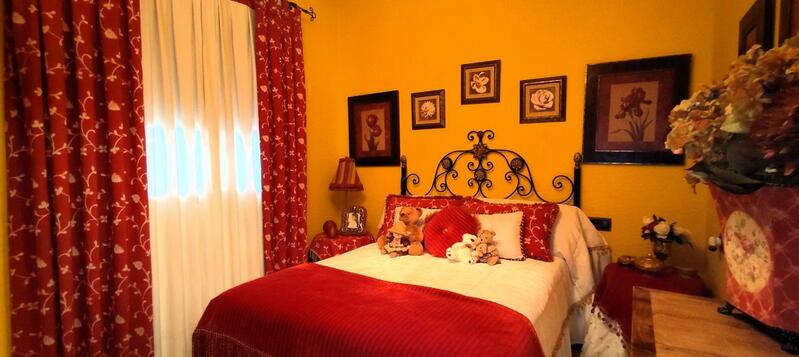 4 bedroom Country House for sale