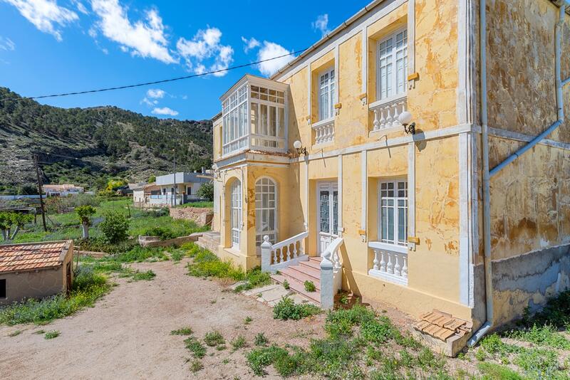 7 bedroom Country House for sale