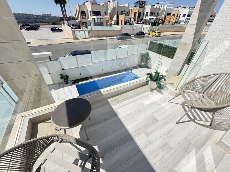 4 bedroom Villa for sale