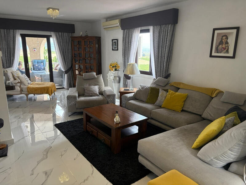 5 bedroom Villa for sale