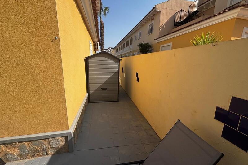 2 Cuarto Adosado en venta