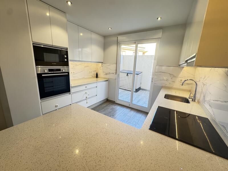 2 Schlafzimmer Appartement zu verkaufen