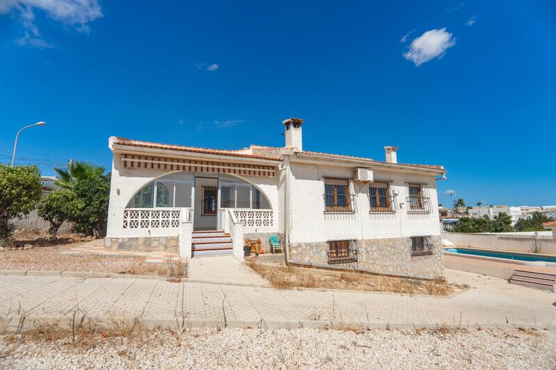 Villa zu verkaufen in Ciudad Quesada, Alicante