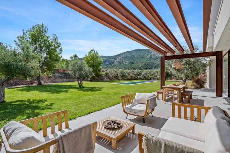 4 slaapkamer Villa Te koop