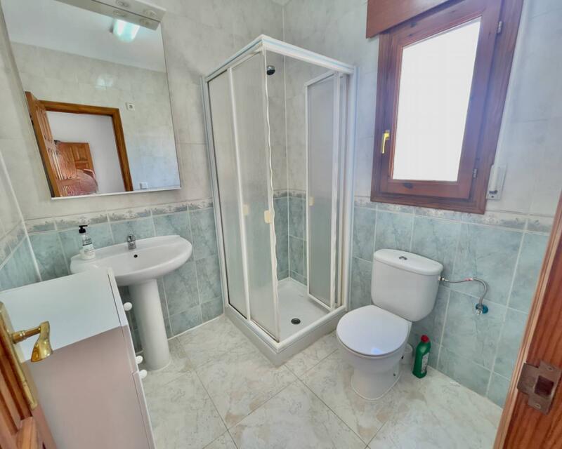 5 Schlafzimmer Villa zu verkaufen 5 Schlafzimmer Villa zu verkaufen