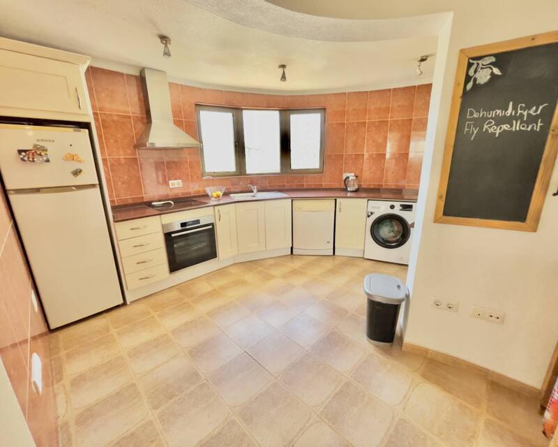 5 Schlafzimmer Villa zu verkaufen 5 Schlafzimmer Villa zu verkaufen