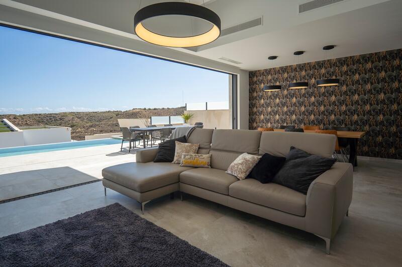 5 Schlafzimmer Villa zu verkaufen 5 Schlafzimmer Villa zu verkaufen