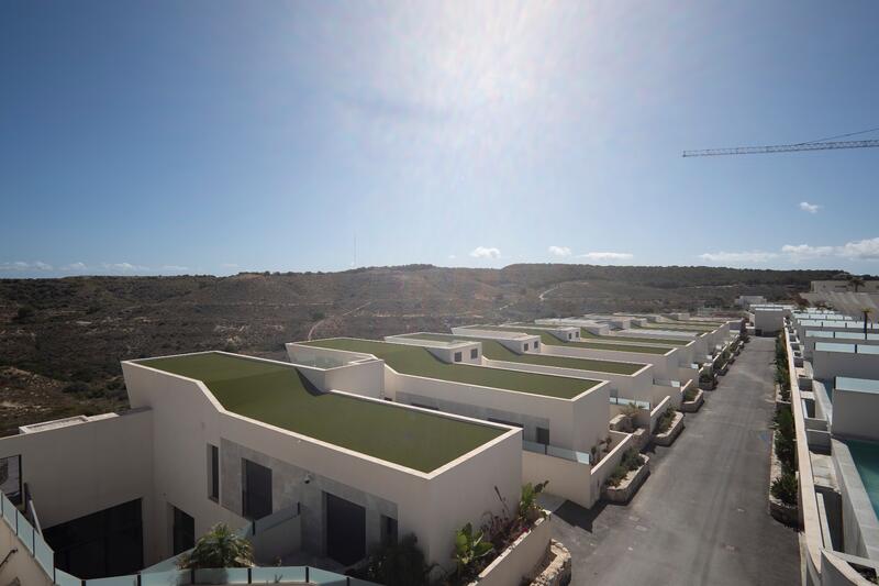 5 Schlafzimmer Villa zu verkaufen 5 Schlafzimmer Villa zu verkaufen