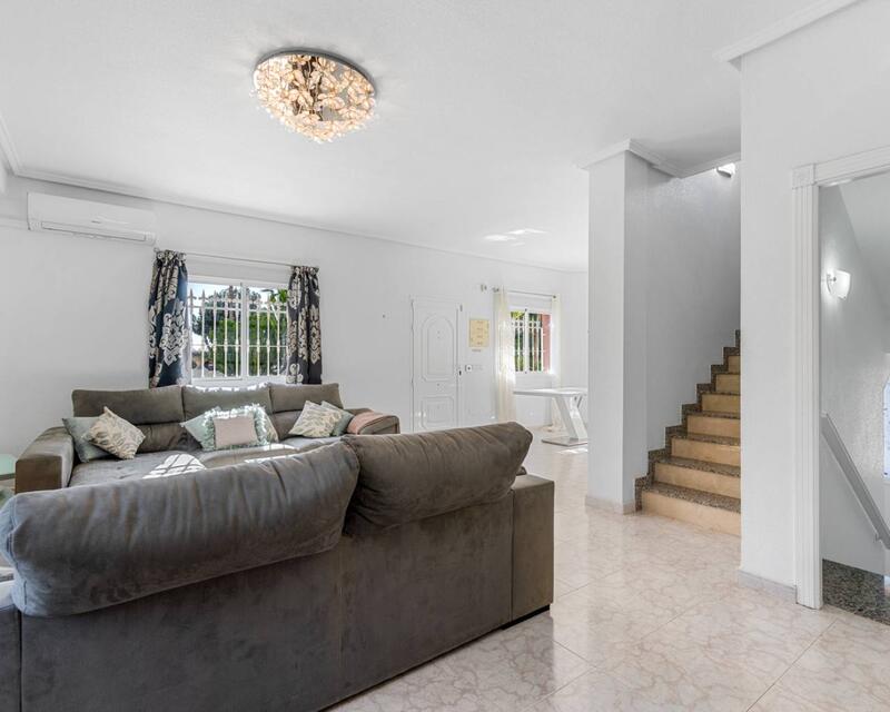 5 soveværelse Villa til salg 5 soveværelse Villa til salg