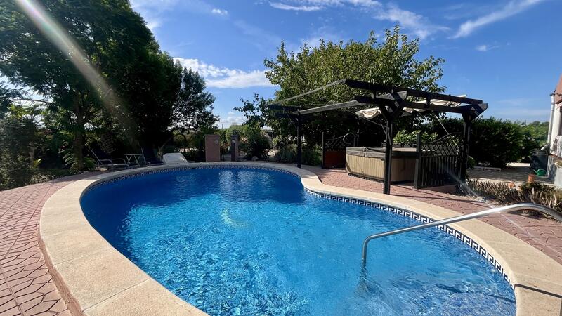 3 bedroom Villa for sale