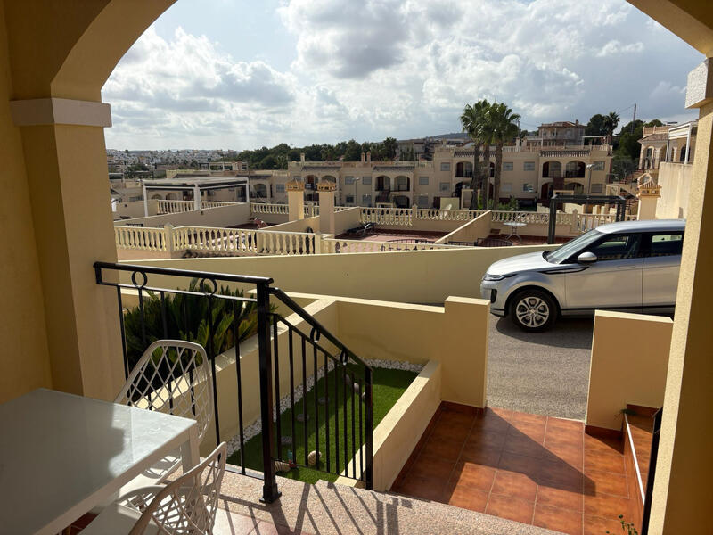 2 bedroom Townhouse for sale 2 bedroom Townhouse for sale