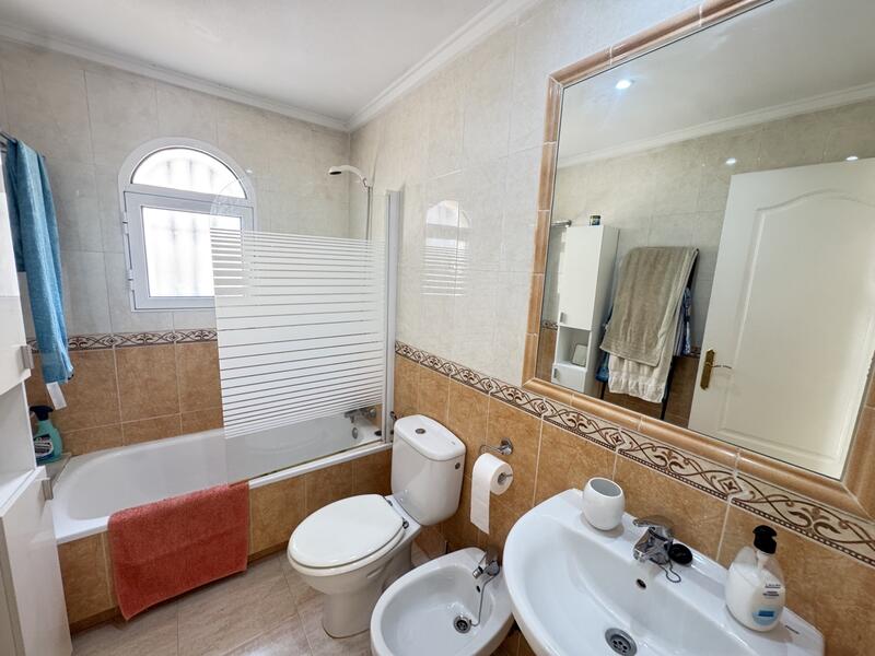 3 bedroom Townhouse for sale 3 bedroom Townhouse for sale