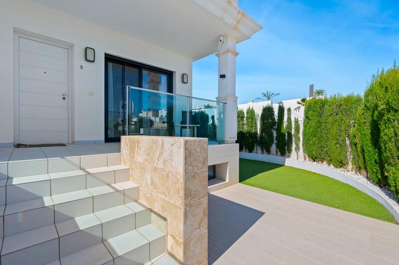 3 bedroom Townhouse for sale 3 bedroom Townhouse for sale