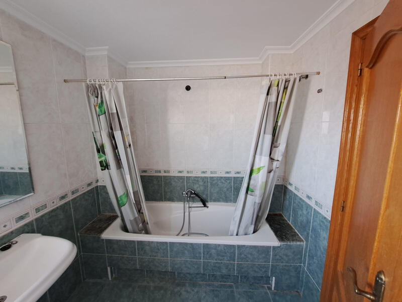 3 bedroom Apartment for sale 3 bedroom Apartment for sale