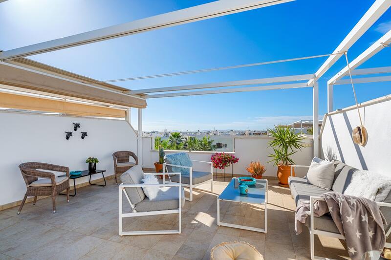 квартира продается в Torre de la Horadada, Alicante