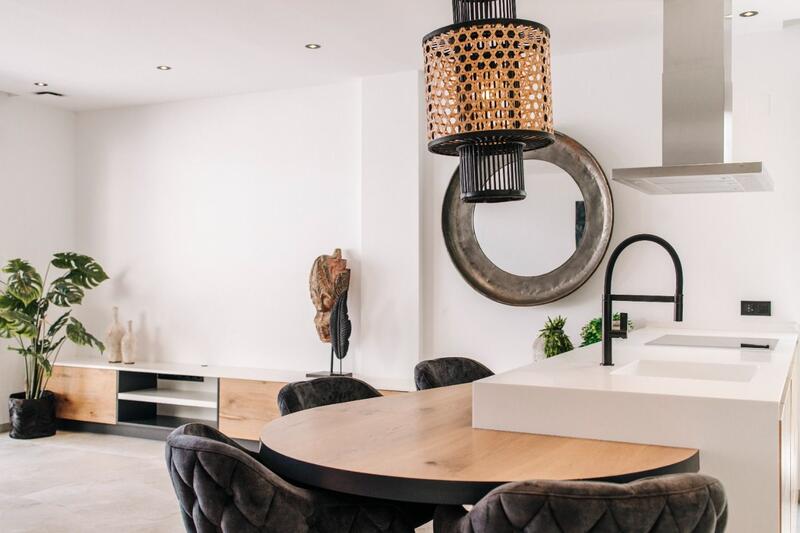 4 bedroom Apartment for sale