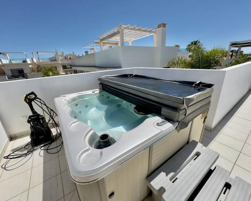 3 bedroom Villa for sale 3 bedroom Villa for sale