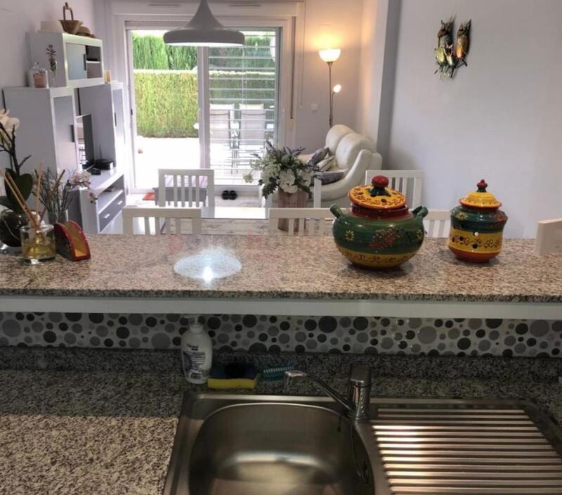 2 slaapkamer Appartement Te koop 2 slaapkamer Appartement Te koop