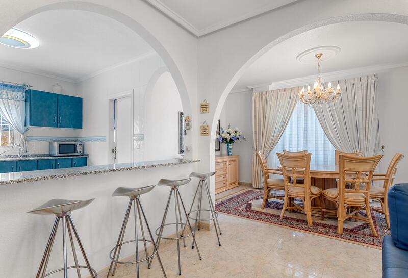 7 Cuarto Villa en venta