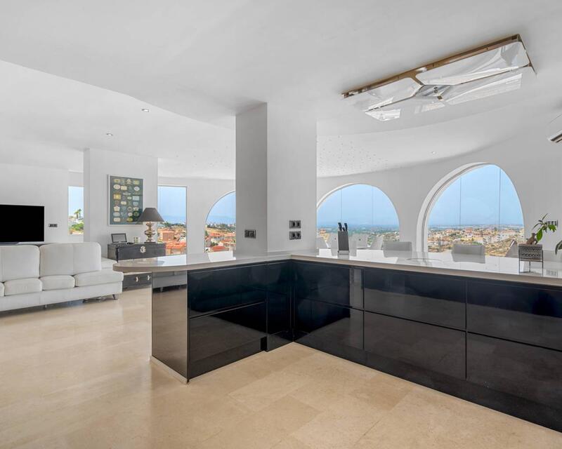 7 slaapkamer Villa Te koop 7 slaapkamer Villa Te koop