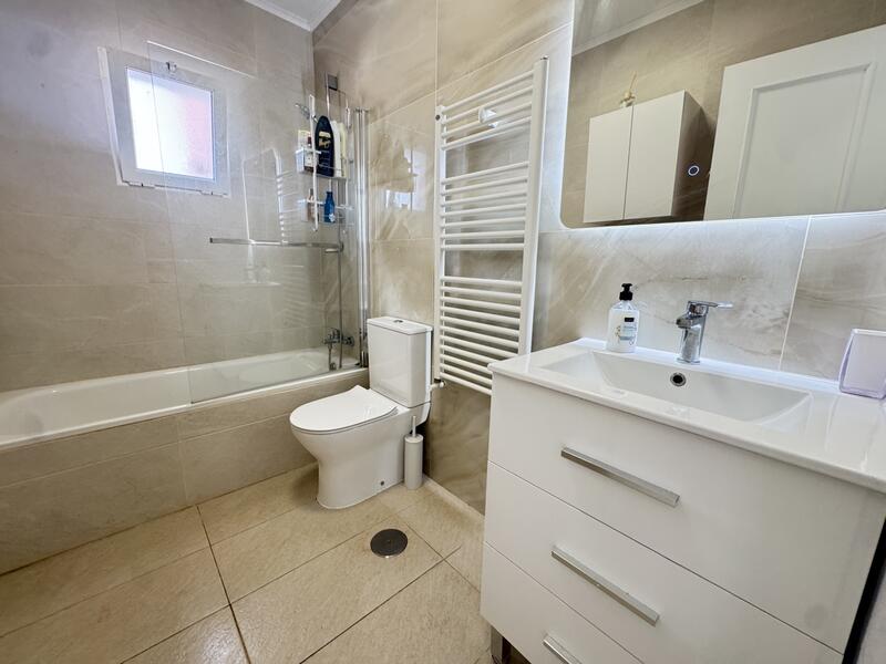 5 slaapkamer Villa Te koop 5 slaapkamer Villa Te koop