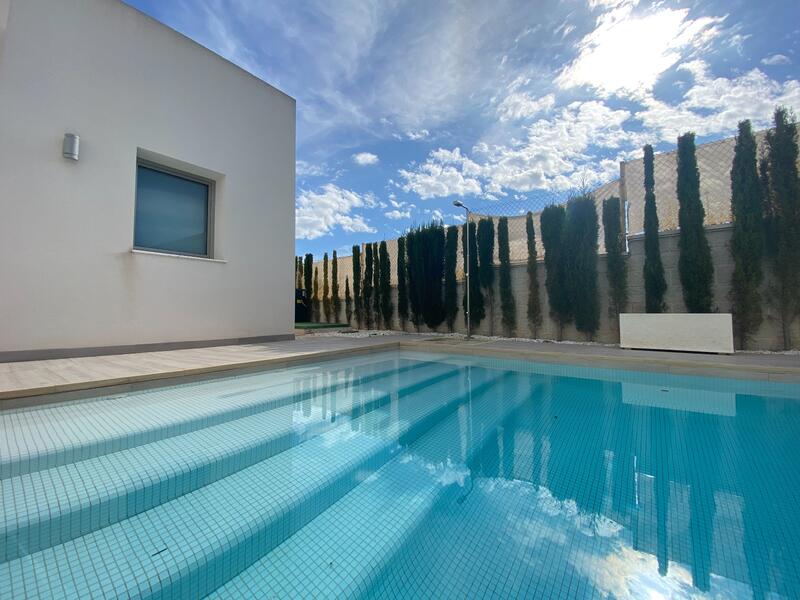 3 slaapkamer Villa Te koop